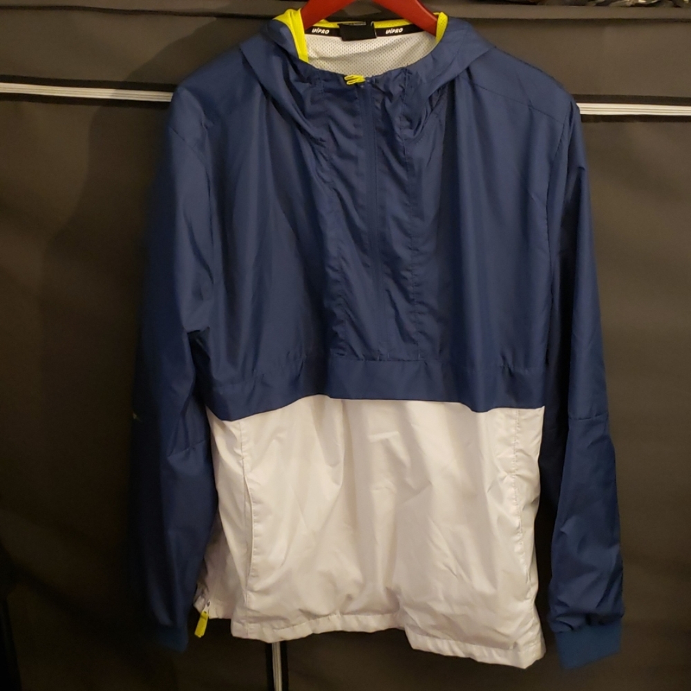 Qwick-Dry Blue/Green/White Windbreaker  Size XL